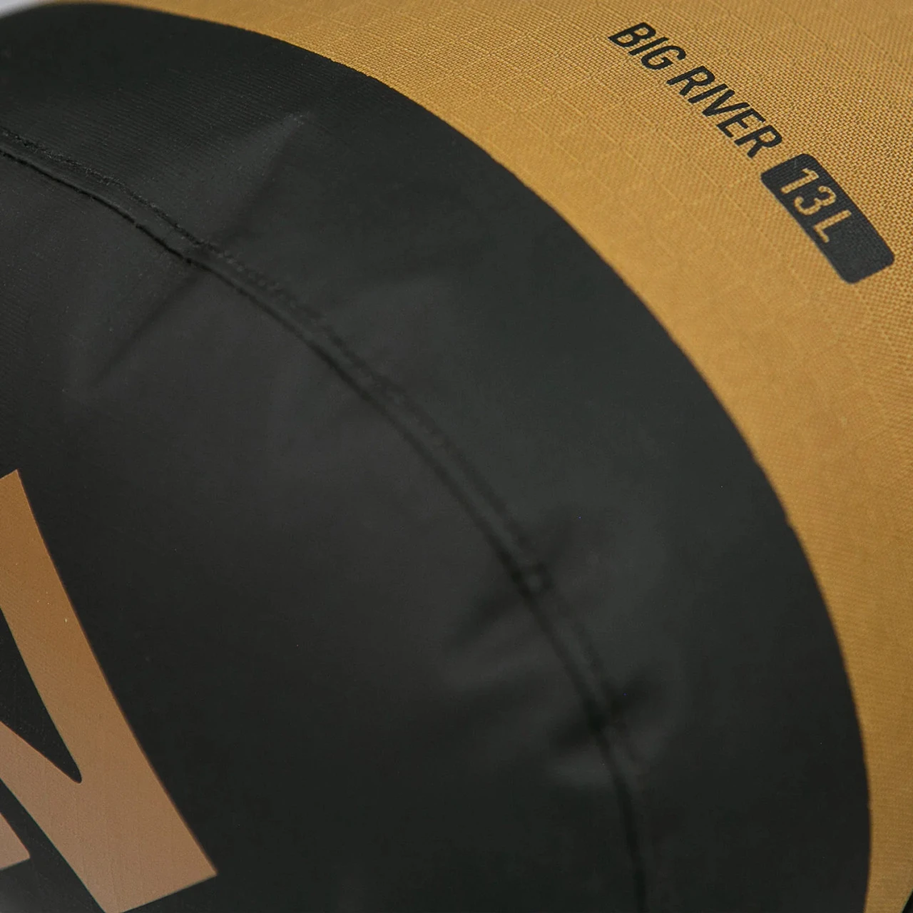 Sea To Summit Big River Dry Bag Dull Gold 20L 8 Sea To Summit Big River Dry Bag Dull Gold 20L – Bild 6