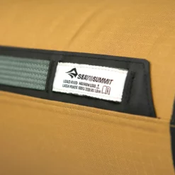 Sea To Summit Big River Dry Bag Dull Gold 20L 20 Sea To Summit Big River Dry Bag Dull Gold 20L -Günstiges Camp4 Geschäft BigRiverDryBag 13LPatch DullGold 2048x2048 e8b0a0e6 38ae 404d 82c7 476248bef473 1280x1280