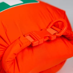 Sea To Summit Lightweight Dry Bag First Aid 3L -Günstiges Camp4 Geschäft LightweightDryBagFirstAid 3LBuckle SpicyOrange 2048x2048 15301dc4 b892 4709 8689 d7eb658f1621 1280x1280